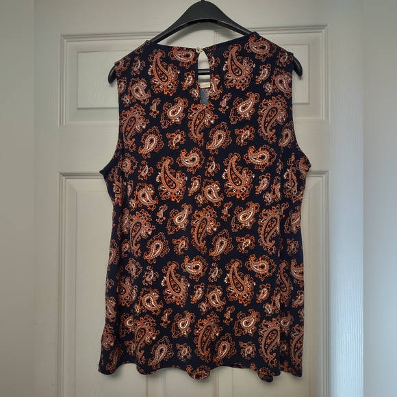 Michael Kors Paisley Sleeveless Blouse with gold details Size XL - Picture 2 of 8